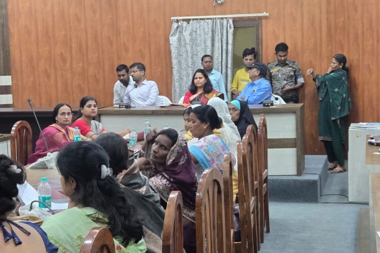 भागलपुर नगर निगम की अहम बैठक से 19 पार्षद रहे गायब, जलापूर्ति योजना पर मचा हंगामा