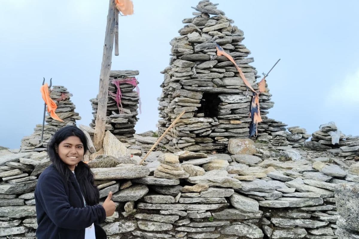बिहार की पर्वतारोही बेटी मिताली प्रसाद को एक और सफलता, 12,500 फीट ऊंची माउंट केदारकांठा की चोटी पर पहुंची