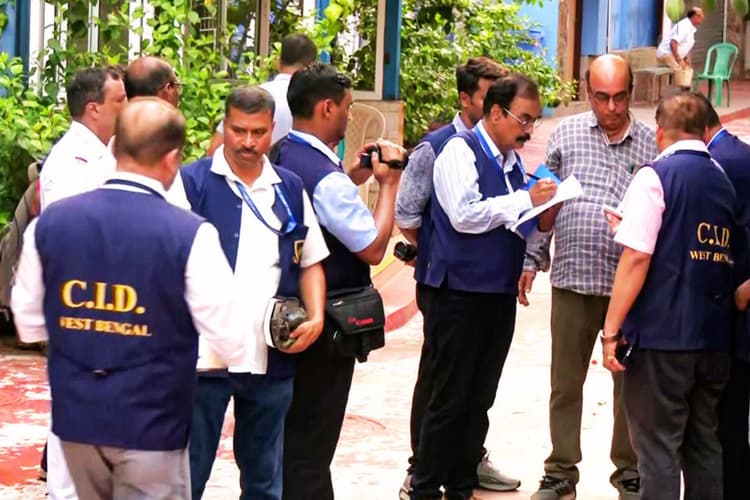 समन छोड़ दिल्ली भागे अभिषेक बनर्जी, ममता के आवास पहुंची सीआईडी, ‘साइन-गेट’ में बुरे फंसे टीएमसी के नंबर-2 नेता