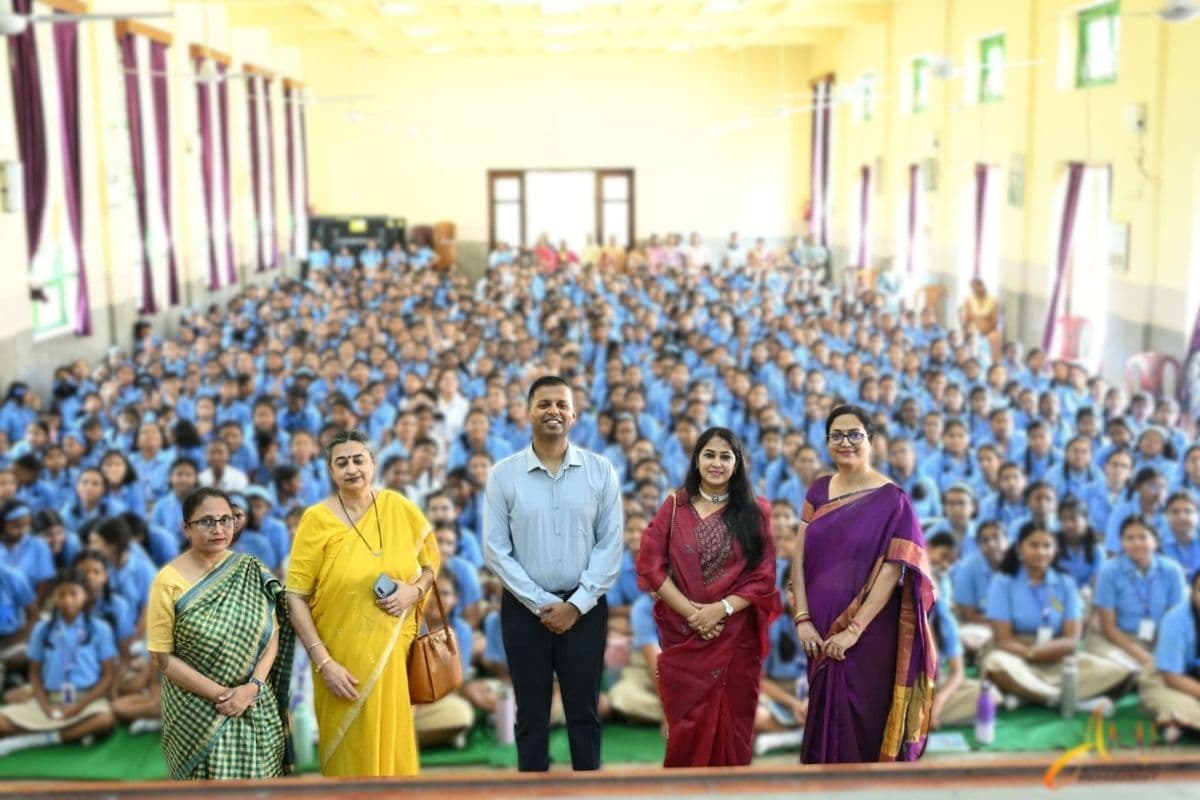 CyberPeace: डिजिटल सुरक्षा की सीख, साइबर जागरूकता सत्र में साइबरपीस ने छात्रों को बताए सुरक्षा के मंत्र