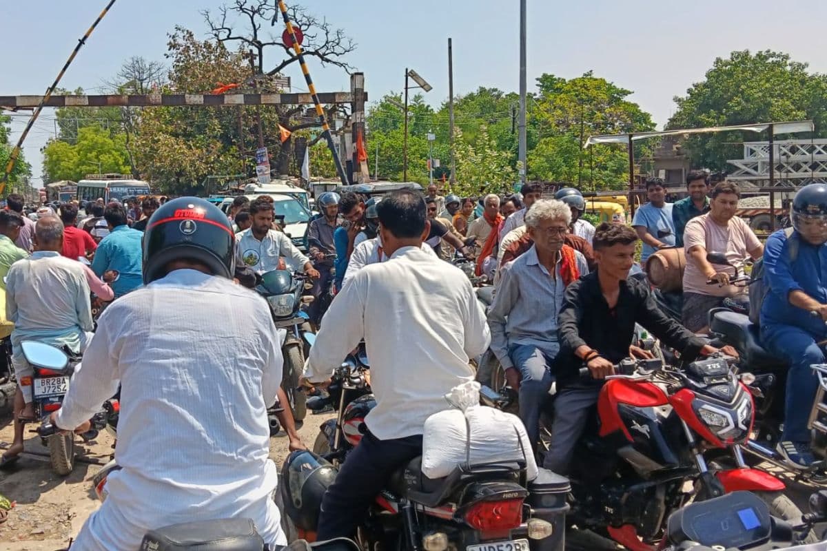 पुलिस के चालान से बचने के लिए नहीं, अपनी सुरक्षा के लिए सड़क सुरक्षा नियमों का करें पालन