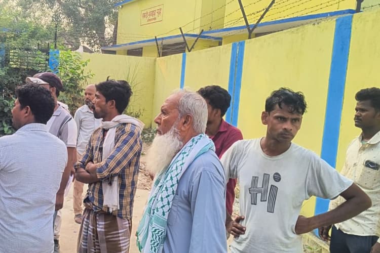 गोपालगंज में घरेलू विवाद से तंग आकर युवक ने लगाई फांसी, बरौली में युवक की मौत