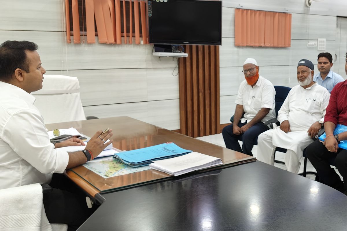 गोपालगंज में अल्पसंख्यक छात्रावास के नए अधीक्षक बने बबलू कुरैशी, तीन छात्रों के नामांकन को मिली मंजूरी