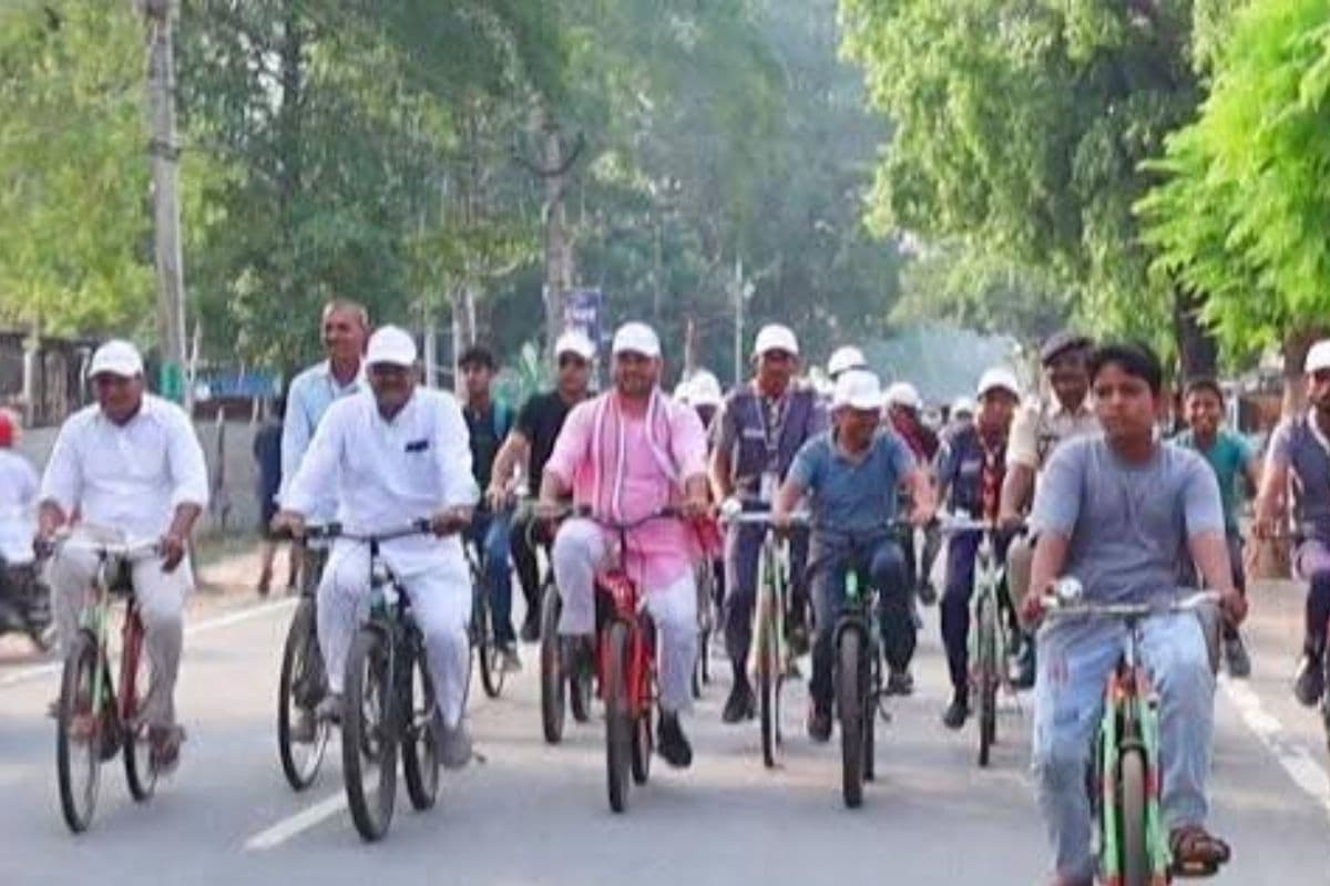 अरवल में विश्व साइकिल दिवस पर भव्य रैली, ‘संडे ऑन साइकिल’ अभियान ने बढ़ाया फिटनेस का जोश