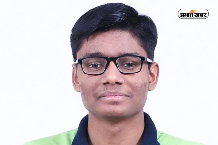 JEE Advanced 2026: बिहार के शुभम कुमार ने रचा इतिहास, बने ऑल इंडिया टॉपर