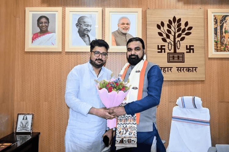 जहानाबाद जिले के शहीद फ्लाइट लेफ्टिनेंट शुभम कुमार के सम्मान में विधायक ने मुख्यमंत्री से की अहम मांग