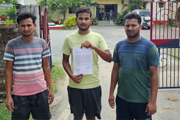 Jamshedpur: कोवाली थाना प्रभारी पर वृद्ध से मारपीट और रिश्वत मांगने का आरोप, एसएसपी से शिकायत