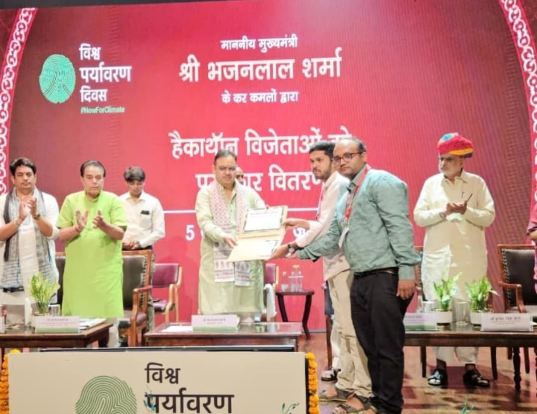 खगड़िया के युवा शोधकर्ता आशुतोष कुमार सिंह ने जीता राष्ट्रीय स्तर का प्रथम पुरस्कार, मुख्यमंत्री ने किया सम्मानित
