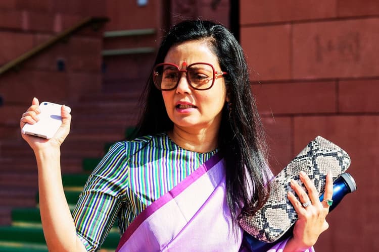 शुभेंदु की तारीफ के बाद मीडिया पर भड़कीं महुआ मोईत्रा, कहा- चटपटी खबरें बनाने से बचें पत्रकार