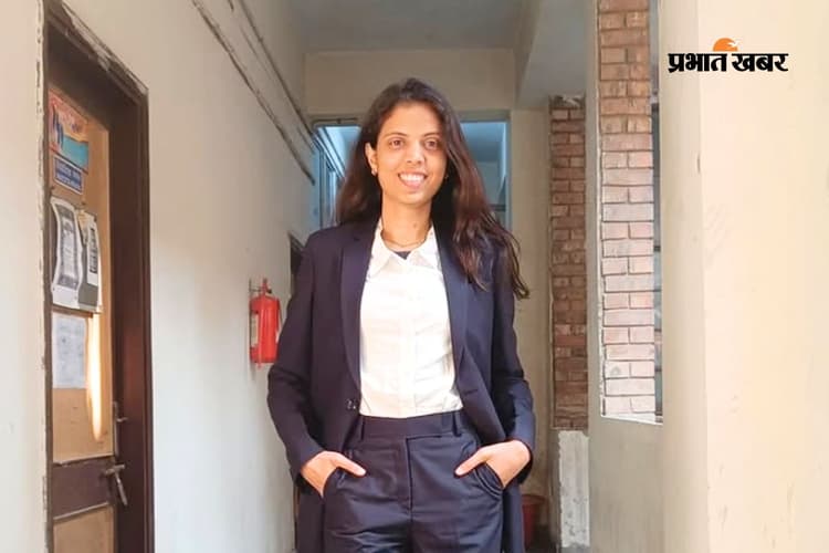 सोशल मीडिया से दूरी, खाना कम कर दिया, मानसी ने बिना कोचिंग ऐसे क्रैक किया UPSC