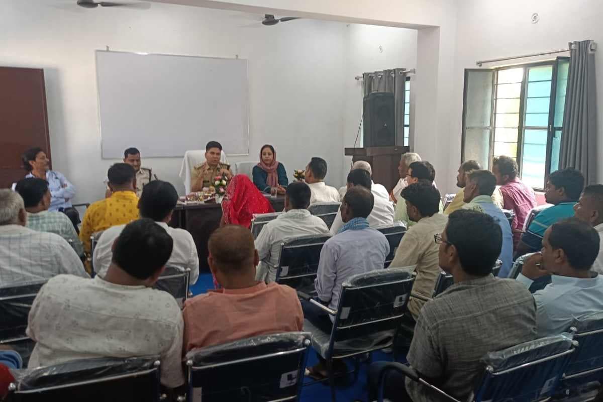 मोतिहारी: एसडीपीओ की बड़ी बैठक, कानून-व्यवस्था और अपराध नियंत्रण पर हुई चर्चा