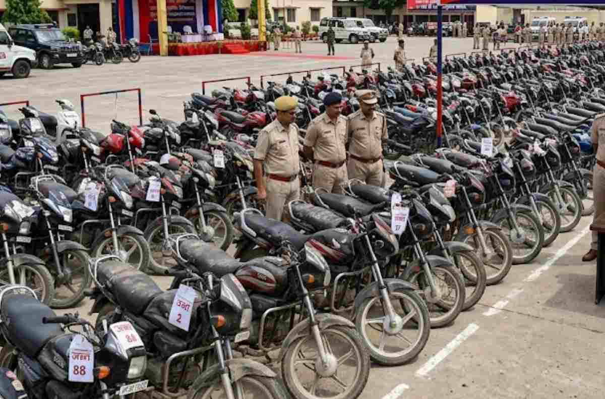 मोतिहारी: सघन वाहन जांच अभियान में पुलिस को मिली बड़ी सफलता, 88 बाइक बरामद