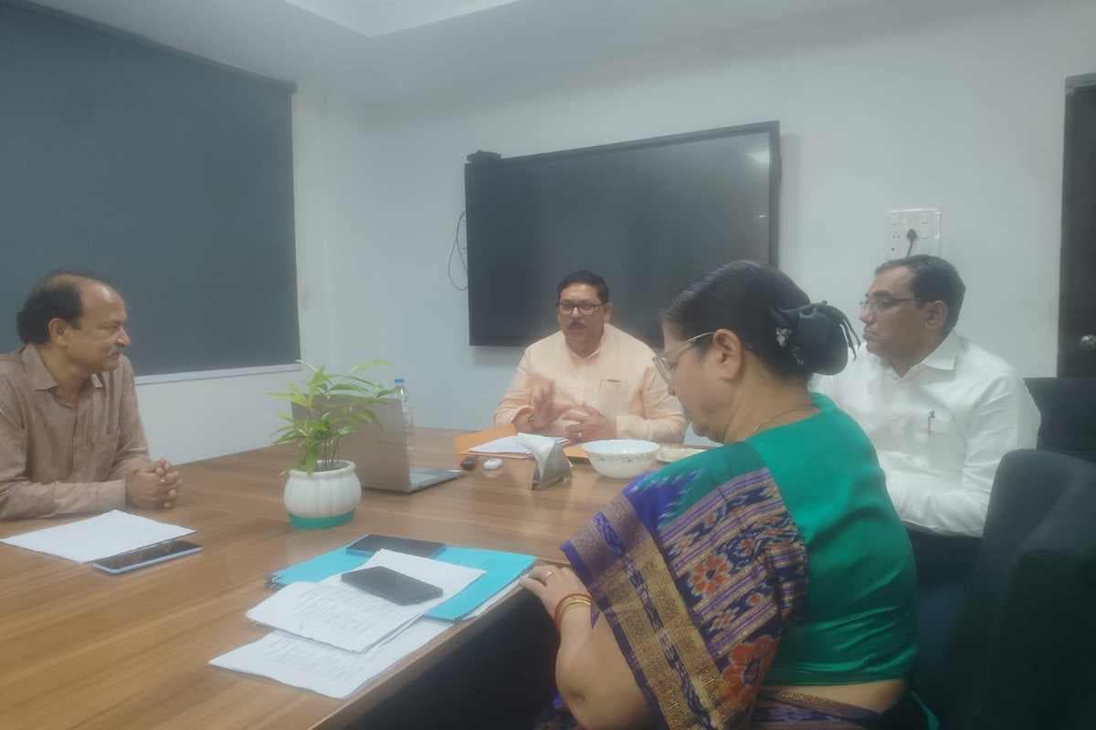 मुजफ्फरपुर: बीएड प्रवेश परीक्षा, 5 जून तक केंद्रों पर पहुंचेगी सामग्री, गड़बड़ी करने वालों पर राजभवन की पैनी नजर