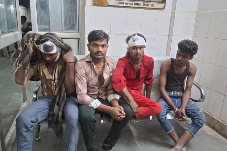 मुजफ्फरपुर: तेज बाइक चलाने के विवाद में खूनी संघर्ष, महिला समेत 19 लोग गंभीर घायल