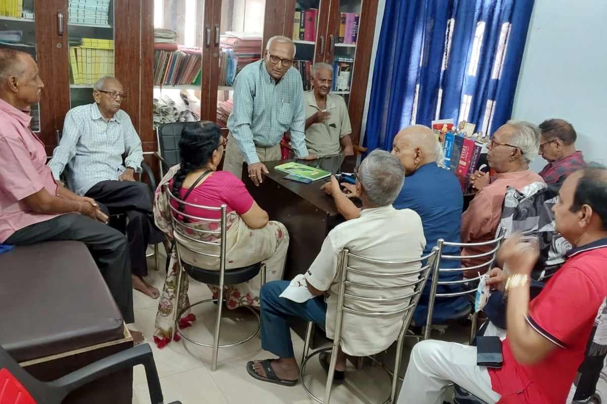 मुजफ्फरपुर: ‘साहित्य विहीन समाज पर कटे पक्षी की तरह’, साहित्य सम्मेलन में बोले प्रबुद्ध जन