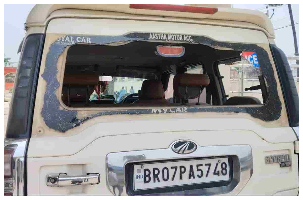 मुजफ्फरपुर: छापेमारी के दौरान पुलिस टीम पर हमला, आठ जवान घायल