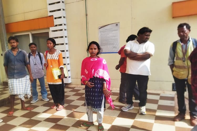 खेलते-खेलते काल के गाल में समा गई नन्हीं सुनयना, तालाब में डूबने से इकलौती बेटी की मौत