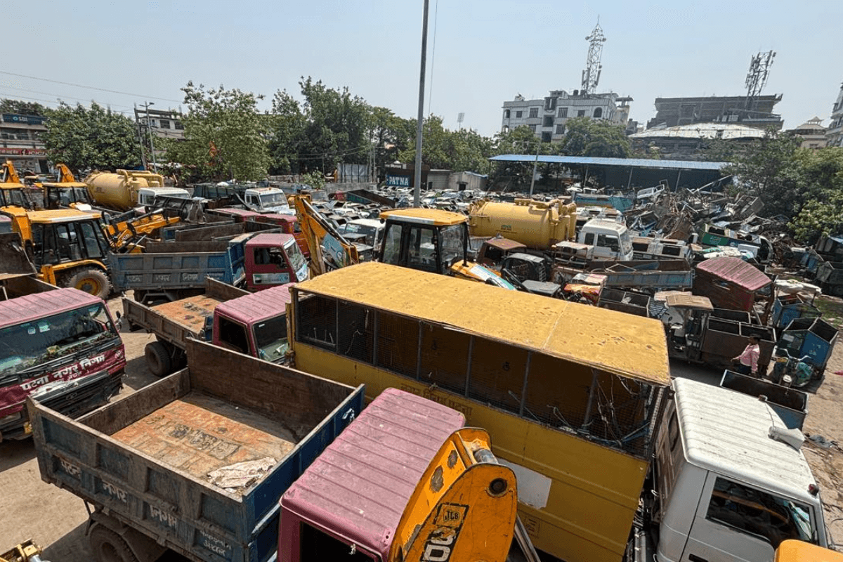 पटना में वेतन और एरियर की मांग पर 2500 चालकों ने रोके कचरा वाहन, शहर में जमा हुआ 1200 टन कूड़ा