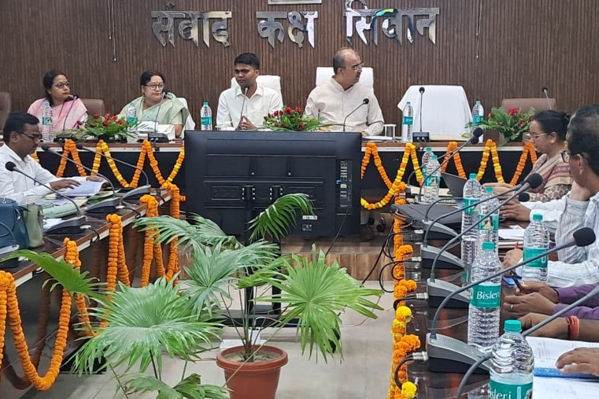 सीवान बनेगा स्मार्ट सिटी, 38 हजार घरों को मिलेगा 2-2 डस्टबिन, प्रशासन का बड़ा एक्शन