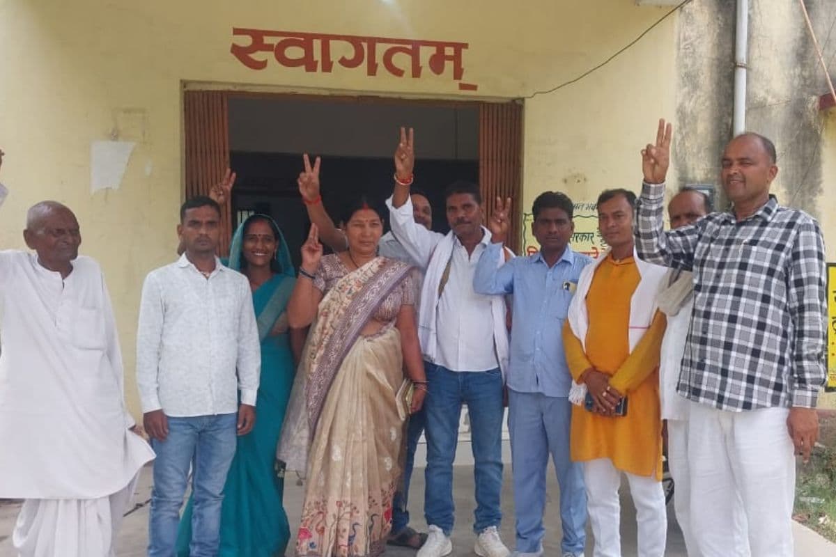 गया जी में डुमरिया प्रमुख के खिलाफ अविश्वास प्रस्ताव खारिज, बहुमत नहीं जुटा सके विरोधी, आशा देवी का पद बरकरार