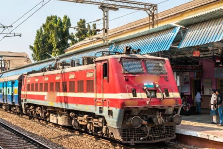 यात्रिगण कृपया ध्यान दें! गया-किऊल रेलखंड पर 8 घंटे का मेगा ब्लॉक कल, 4 मेमू ट्रेनें रद्द, इनका रुट बदला, देखिए लिस्ट
