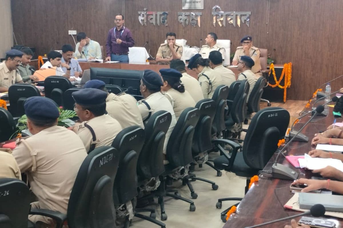 सीवान पुलिस को 15 मिनट में देना होगा रिस्पॉन्स, एसपी का अल्टीमेटम, लापरवाही बर्दाश्त नहीं…