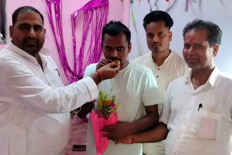 कोचिंग पढ़ाते हुए DSP बना सारण का बेटा, 6 साल में पूरा हुआ था ग्रेजुएशन, चौथे प्रयास में BPSC में हासिल की 333वीं रैंक