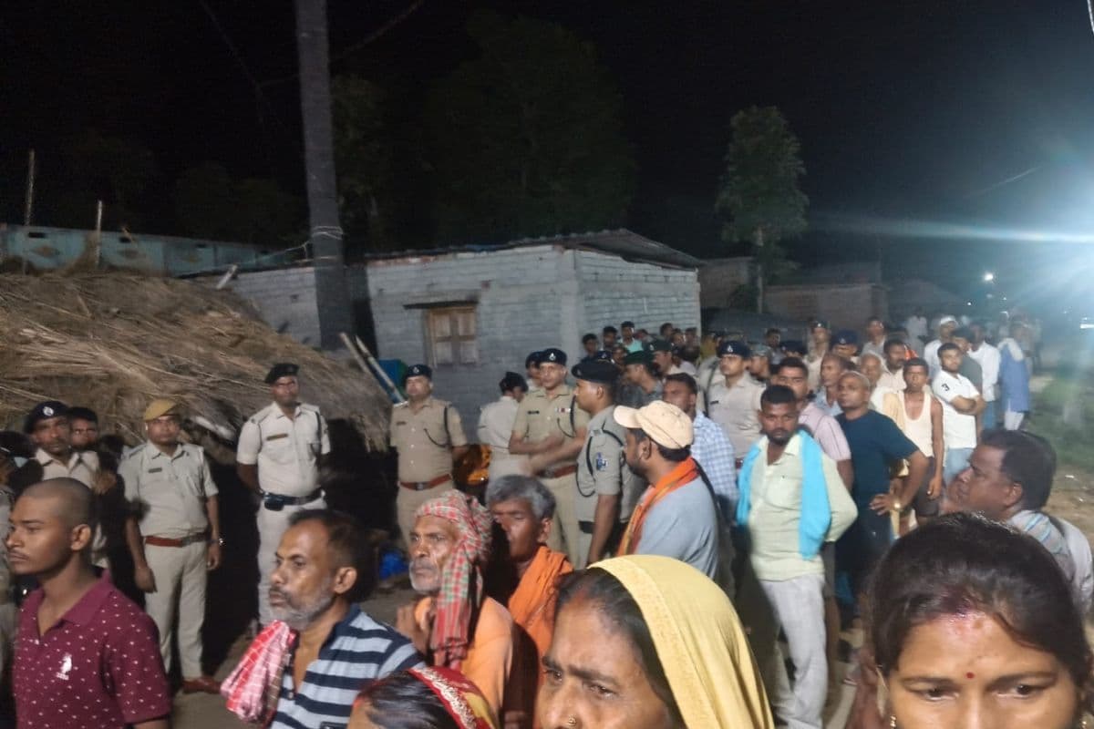 तिरंगे से लिपटे घर पहुंचे दारोगा नीरज कुमार, राजकीय सम्मान के साथ हुआ अंतिम संस्कार, बेगूसराय में सड़क हादसे में गई थी जान