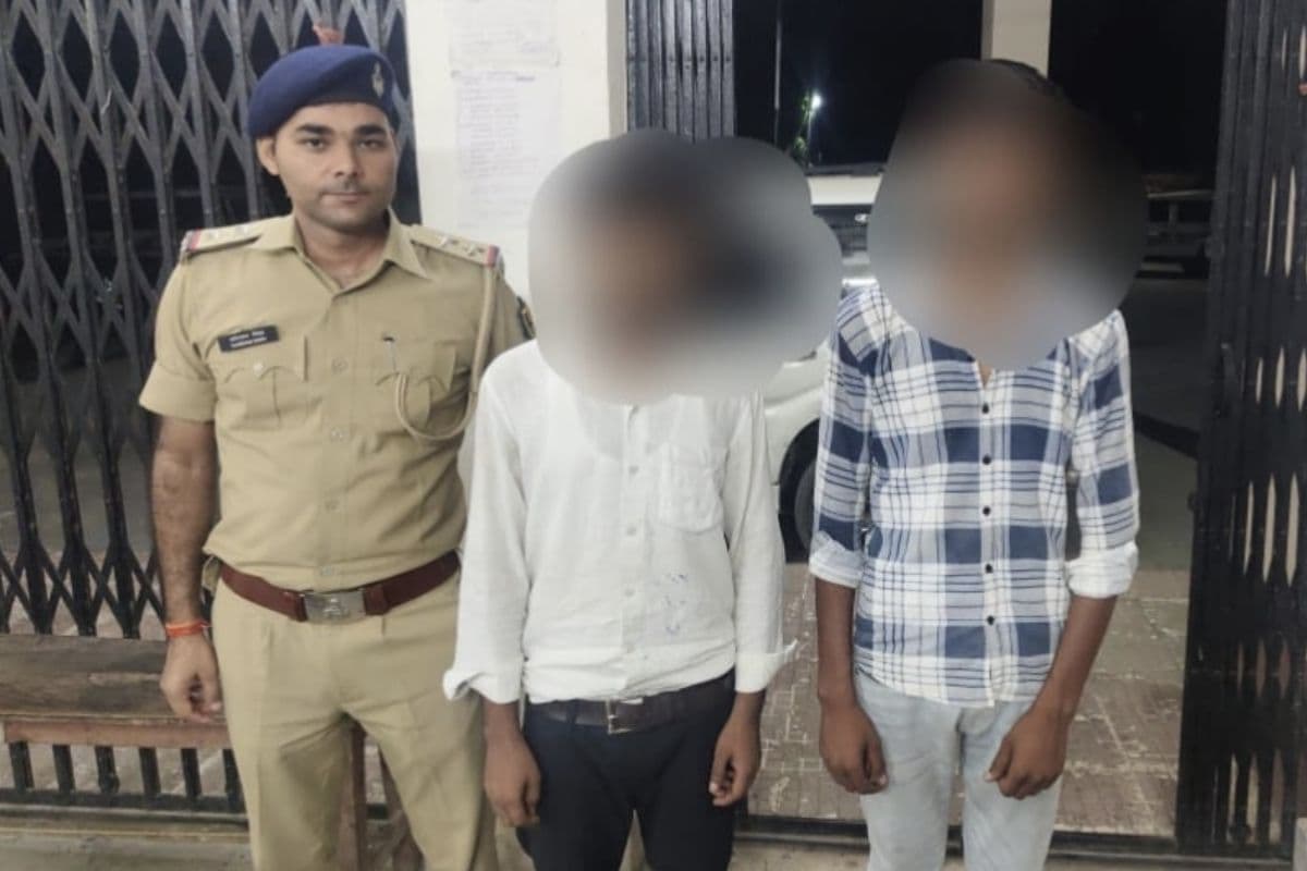 गया जी में अश्लील फोटो-वीडियो वायरल कर रहे थे युवक, पुलिस ने दो आरोपियों को दबोचा