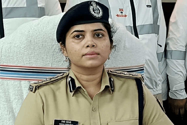 आदित्यपुर और गम्हरिया थाने के बदल दिए गए प्रभारी, एसपी निधि द्विवेदी ने दी जानकारी