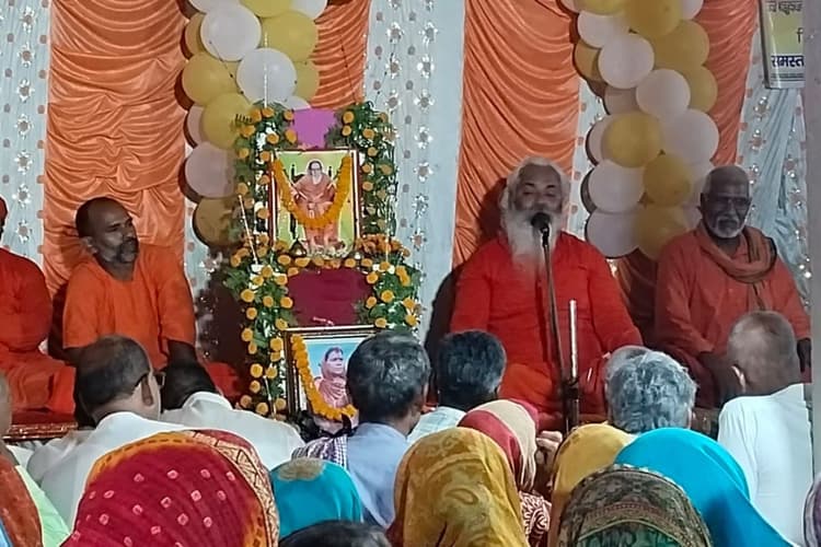 संत के सानिध्य में बदल जाती है जिंदगी, सहरसा सौरबाजार सत्संग में संत अनुभवानंद जी ने दिया संदेश