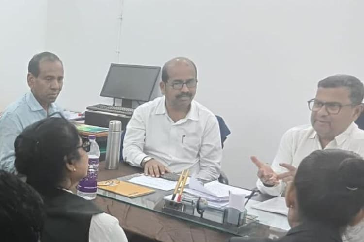 सहरसा में अनुराग गली नाला सफाई विवाद की होगी जांच, स्थायी लोक अदालत ने बनाई तीन सदस्यीय कमेटी