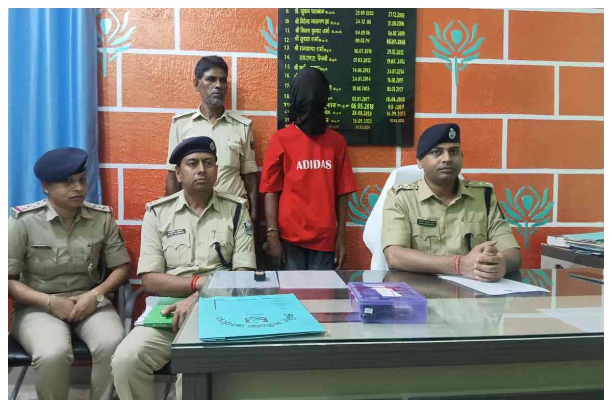 समस्तीपुर: पुलिस की सतर्कता से टली बड़ी वारदात, हथियारों के साथ कुख्यात गिरफ्तार