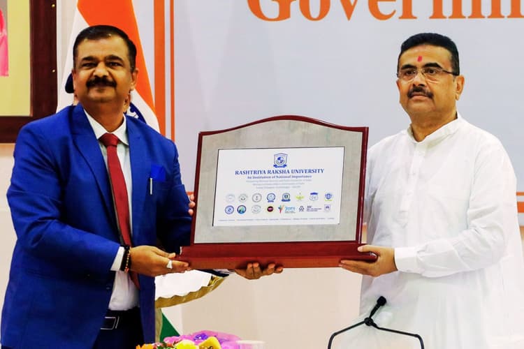 शुभेंदु अधिकारी का ऐलान- 16000 प्रशिक्षित कांस्टेबल की बहाली जल्द, हाईटेक बनेगी बंगाल पुलिस