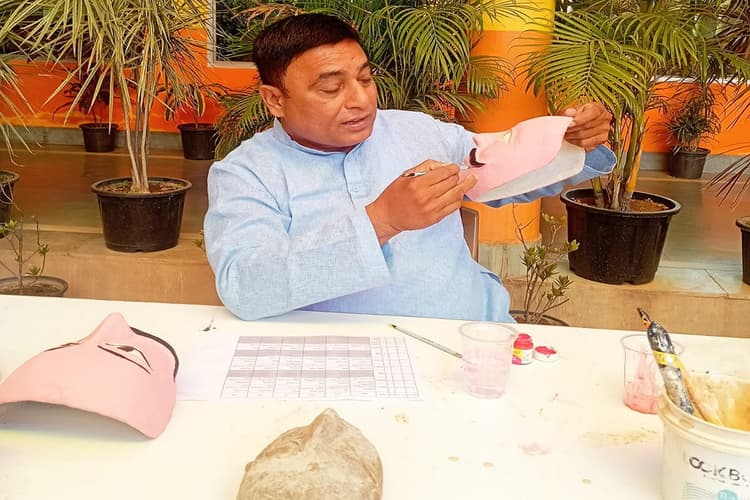 सरायकेला के छऊ कलाकार रंजीत कुमार आचार्य को मिला सीनियर फेलोशिप