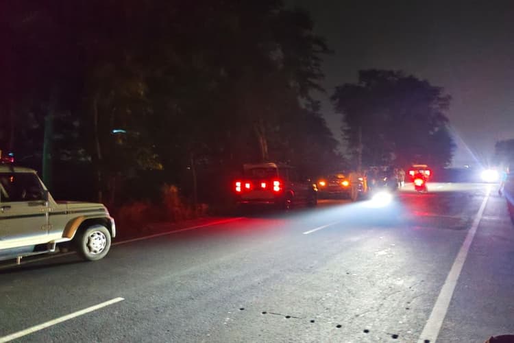 सुपौल में NH-106 पर बैंक कर्मियों की गाड़ी रोककर 6 लाख की लूट, मास्क पहने बदमाश फरार