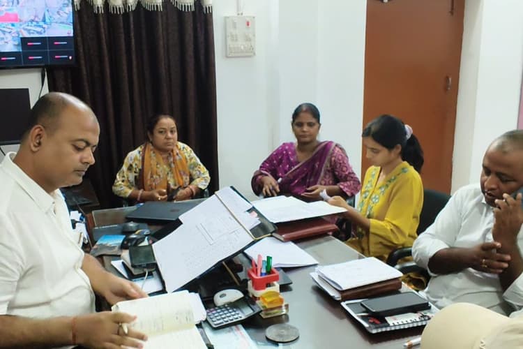 सुपौल में आकांक्षी प्रखंड बसंतपुर के विकास को मिलेगी रफ्तार, टास्क फोर्स बैठक में बनी नई रणनीति
