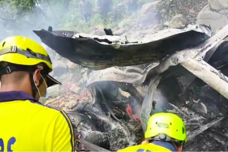 उत्तराखंड के बाराकोट में हुआ बड़ा हादसा , दो की मौके पर हुई मौत और तीन लोग हुए बुरी तरह से घायल