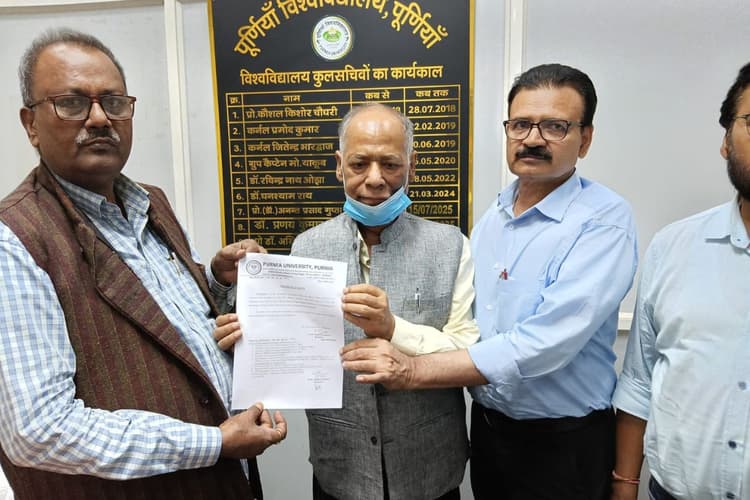 बिना लेट फाइन के पूर्णिया यूनिवर्सिटी में नए फाइनेंस ऑफिसर ने किया ज्वाइन, मार्च में हुई थी नियुक्ति