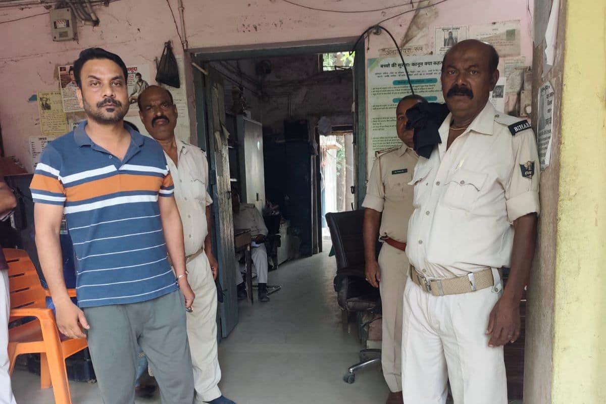 पटना के बिहटा में एनबीडब्ल्यू वारंटी गिरफ्तार, विशेष अभियान में पुलिस की बड़ी कार्रवाई