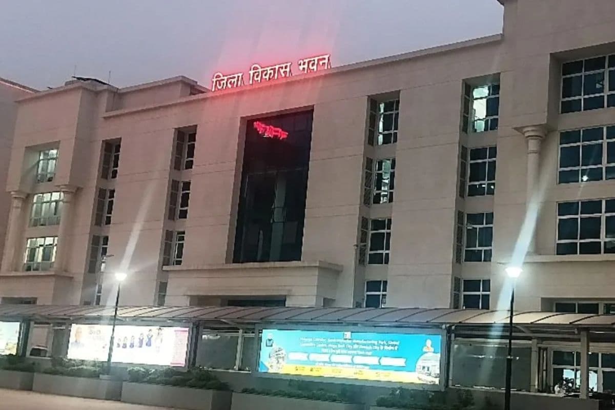 पटना में जूनियर इंजीनियरों की कमी से जिला परिषद योजनाओं की रफ्तार धीमी, 400 से अधिक प्रोजेक्ट अटके; सदस्यों ने जताई नाराजगी