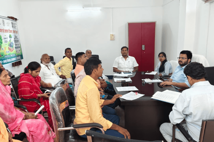 काराकाट नगर पंचायत में भारी घमासान: श्मशान घाट निर्माण का प्रस्ताव फिर टला; मुख्य पार्षद ने पार्षदों पर साधा निशाना!