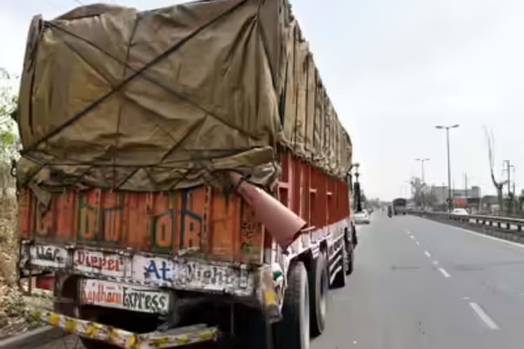 बिहार-झारखंड सीमा पर खनिज परिवहन नियम सख्त, ट्रांजिट पास जरूरी