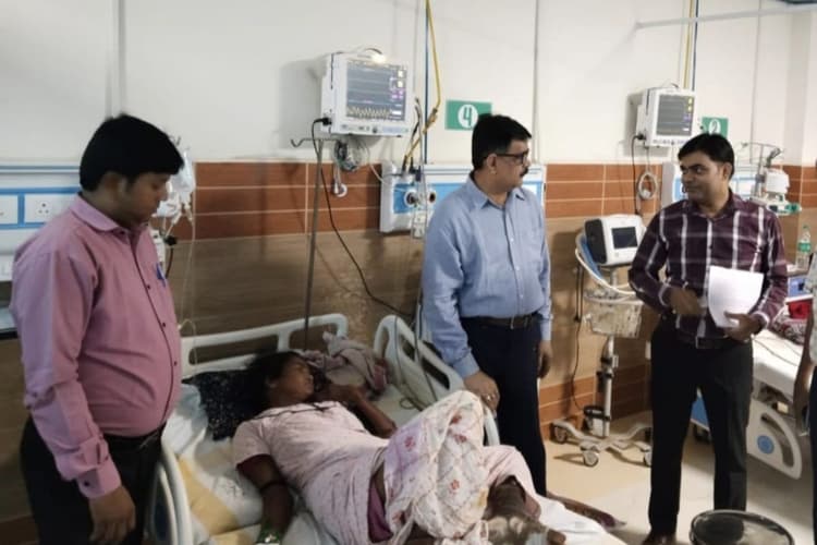 सदर अस्पताल में लापरवाही पर प्रशासन सख्त, डॉक्टरों की गैरहाजिरी उजागर, जारी हुआ शो-कॉज नोटिस