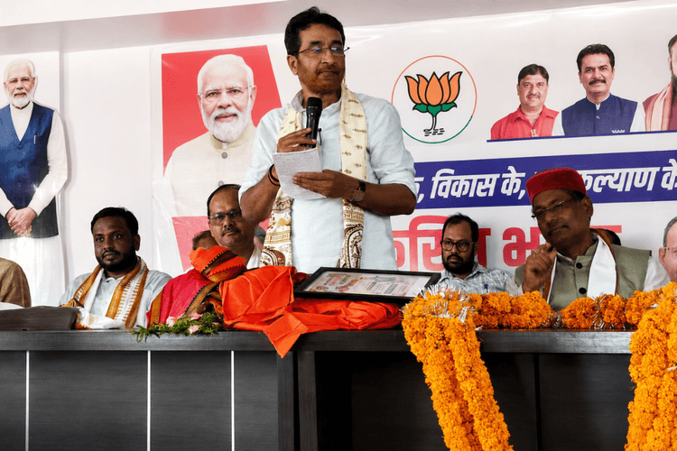 बिहारशरीफ में मंत्री संजय सिंह टाइगर का अपराधियों को अल्टीमेटम: बोले "बिहार छोड़ें या जहन्नुम जाने को रहें तैयार"
