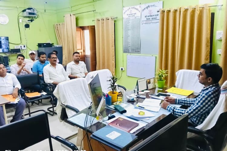 नालंदा में उर्वरक वितरण को लेकर जिला कृषि पदाधिकारी की अहम बैठक, कालाबाजारी रोकने को लेकर विभाग सख्त