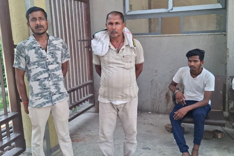 बीकोठी के गुरेला भीठा में रफ्तार का कहर, तेज रफ्तार ट्रैक्टर ने बाइक सवार युवक को कुचला, मौके पर ही मौत