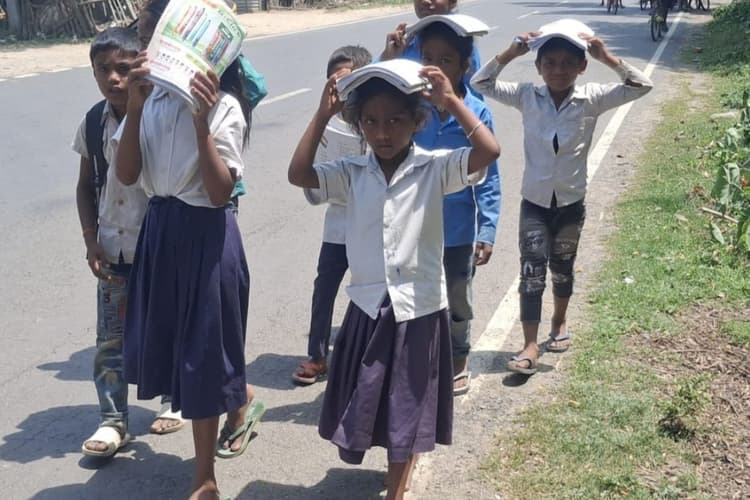 कटिहार के फलका में आसमान से बरस रही आग, दोपहर में 'कर्फ्यू' जैसा सन्नाटा, अस्पतालों में बढ़े हीट स्ट्रोक के मरीज