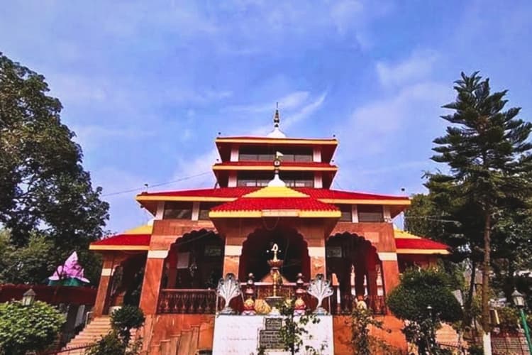 आज का दर्शन: सहरसा में मत्स्यगंधा परिसर स्थित रक्तकाली चौसठ योगिनी मंदिर