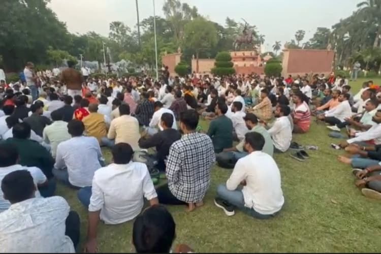 पटना में राजपूत समाज का बैठक, सैकड़ों लोग जुटे 'सिंह सेना' गठन का प्रस्ताव